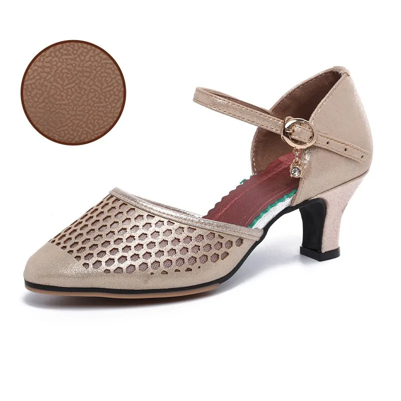 

Кроссовки женские для латиноамериканских танцев, Уличная обувь с мягкой подошвой, на среднем каблуке, танцевальные туфли для взрослых, черные, серебристые