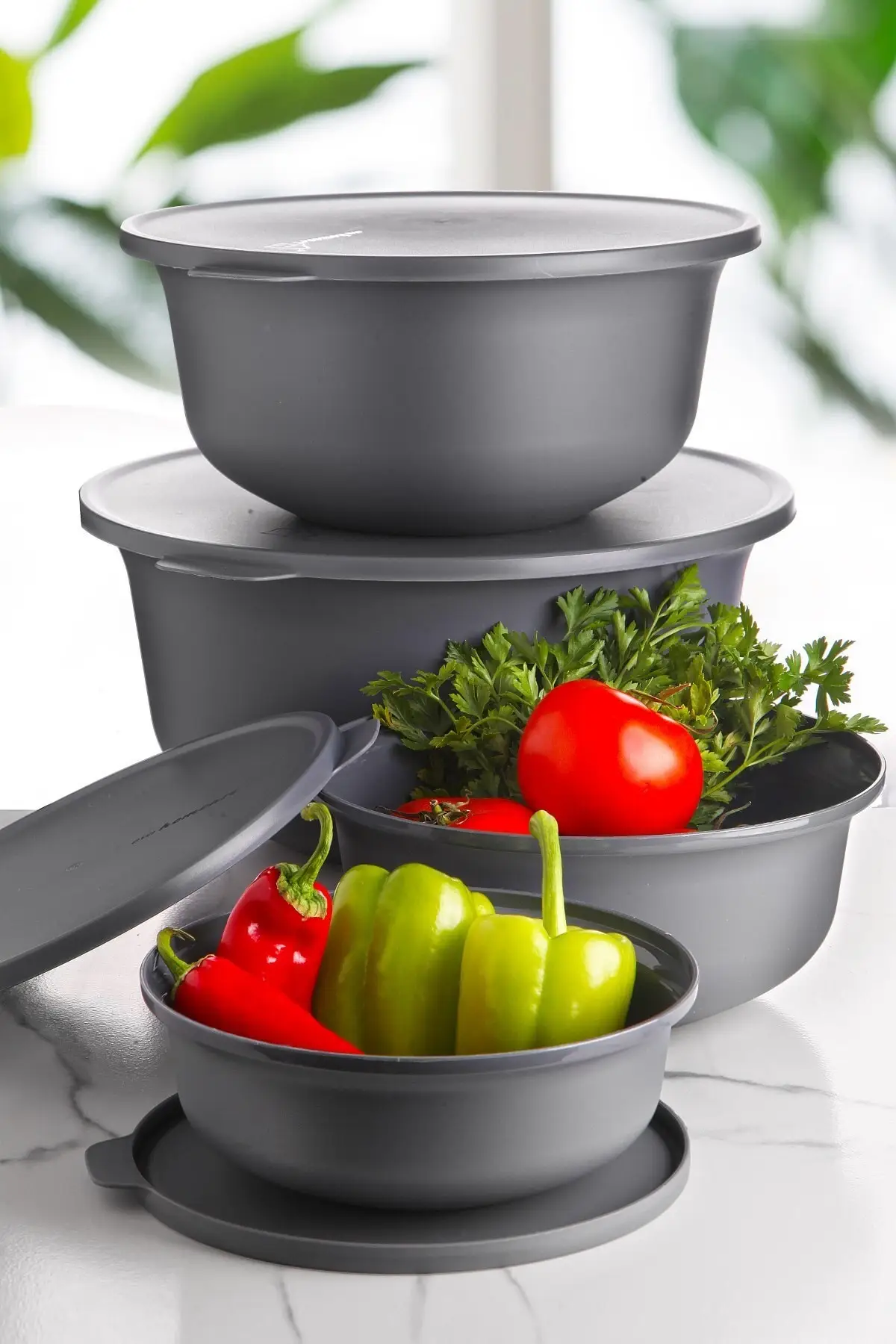 

Set of 4 Sizes of Round Storage Containers with Lids - Whisk Bowl (7,5 Lt + 4lt + 2lt + 1lt)