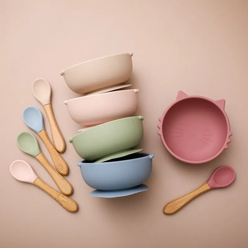 1Set Baby Soft Silicone Bowl with Bamboo Wooden Spoon Non-Slip Crockery BPA-Free Kitchenware with Suction Cup Baby Supplises