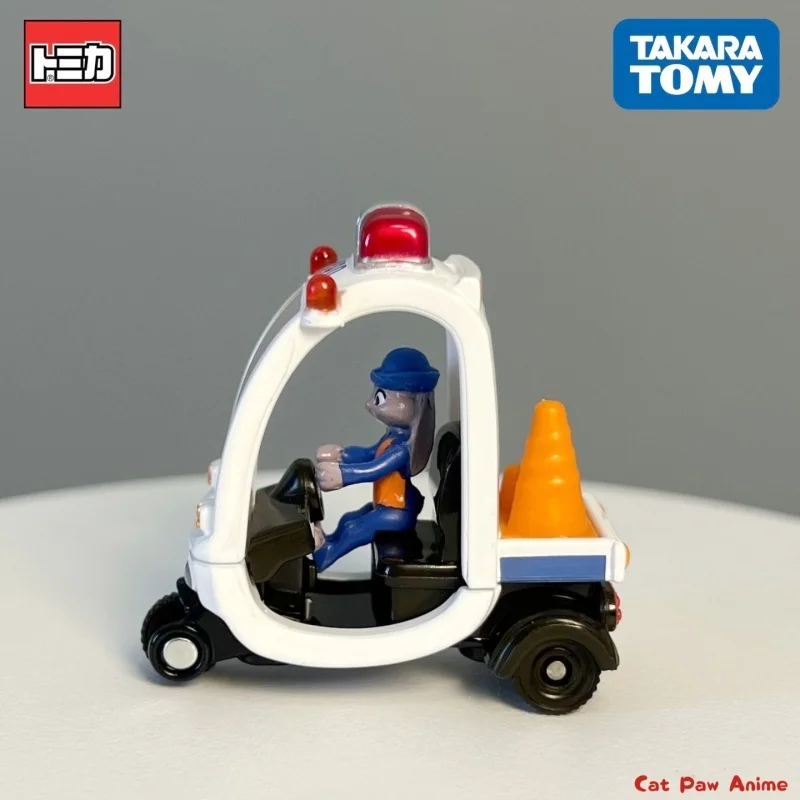 Фото TAKARA TOMY Zootopia 2, мини-полицейский автомобиль Джуди, игрушечная модель из сплава, серия Disney SP, игровой автомобиль, Коллекционная модель автомобиля №5