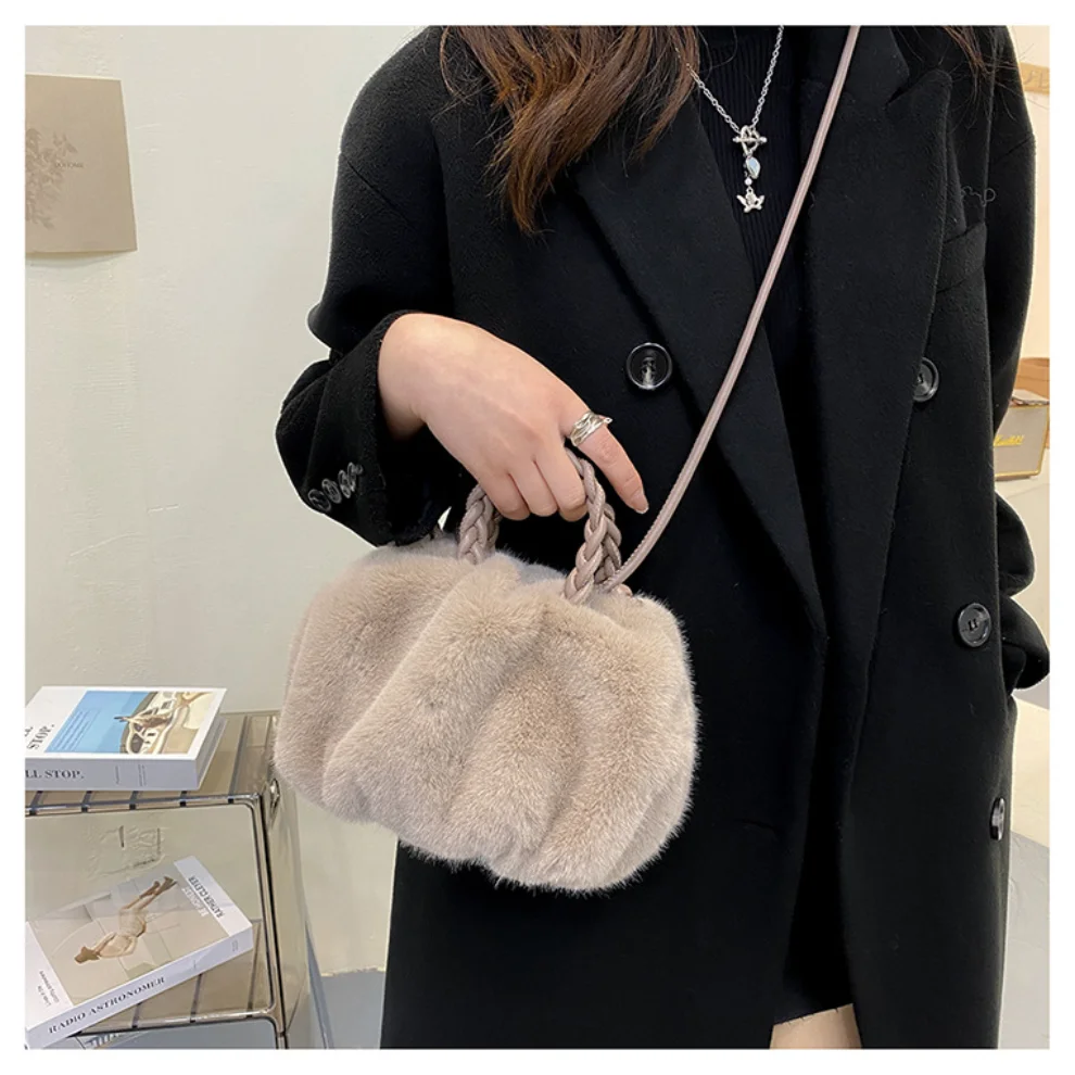 

Winter Plush Cloud Bag for Women Luxury Brand Winter Faux Fur Bag Fashion Mink Fur Crossbody Bag Designer Ladies Shoulder Bags