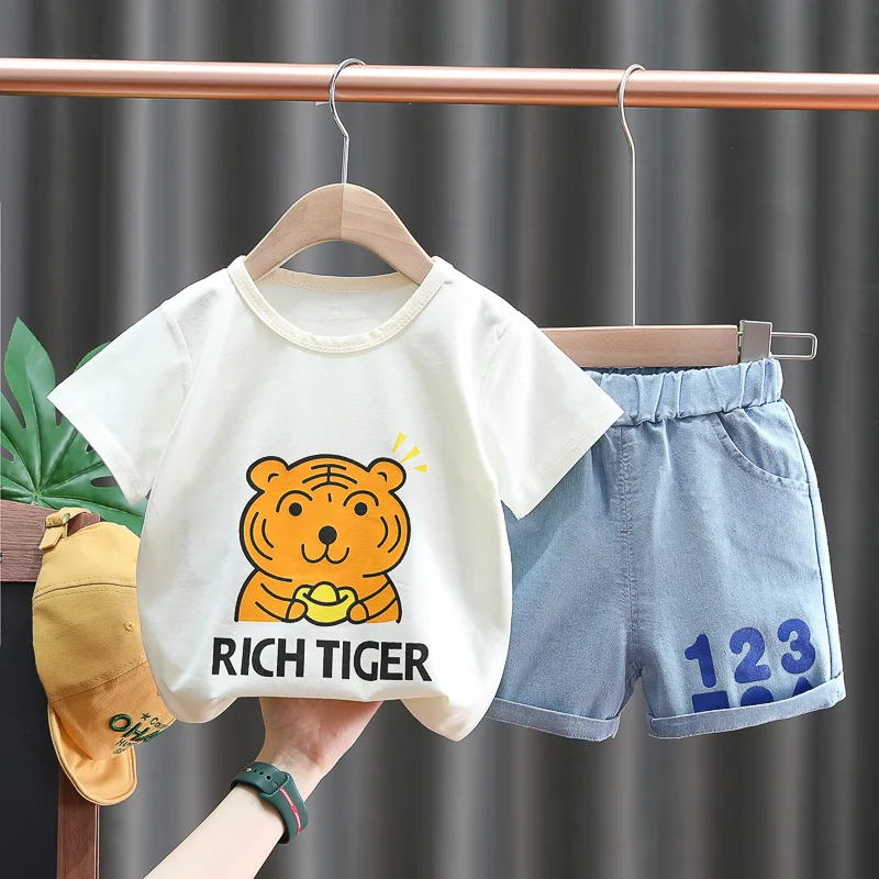 

2 шт./компл., Детская Хлопковая футболка с принтом тигра и шорты с надписью