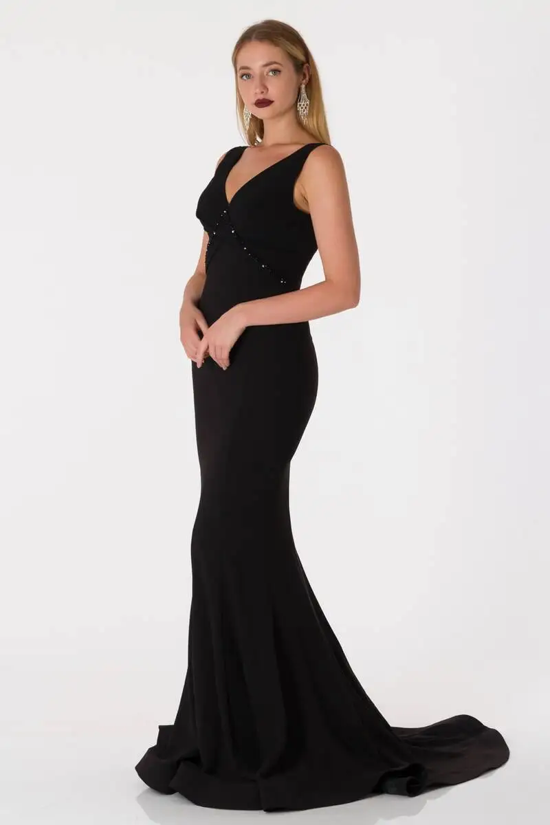 

Back Low-Cut Fish Long Evening Dress Black