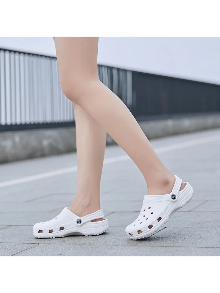 New Women Waterproof Slippers Summer Outdoor Women Slides Soft Sole Garden Shoes Indoor Classic Nursing Clogs Sandals