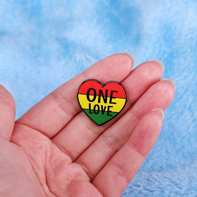 Эмалированная булавка One Love Heart Bobs Значок в стиле Марли Подарки Музыкальные украшения в стиле регги (art.: 3920bfd03df41) - 3920bfd03df41