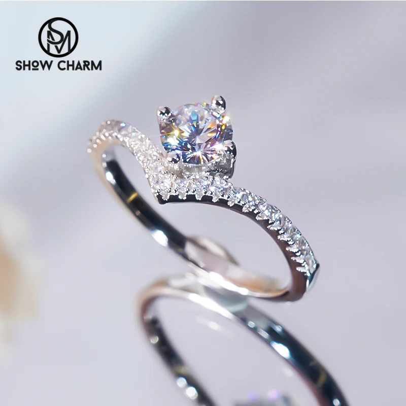 

Crown V-Shaped 5A Zircon Ring Female S925 Sterling Silver High Carbon Diamond Ring Proposal Wedding Gift For Women Girlfriend