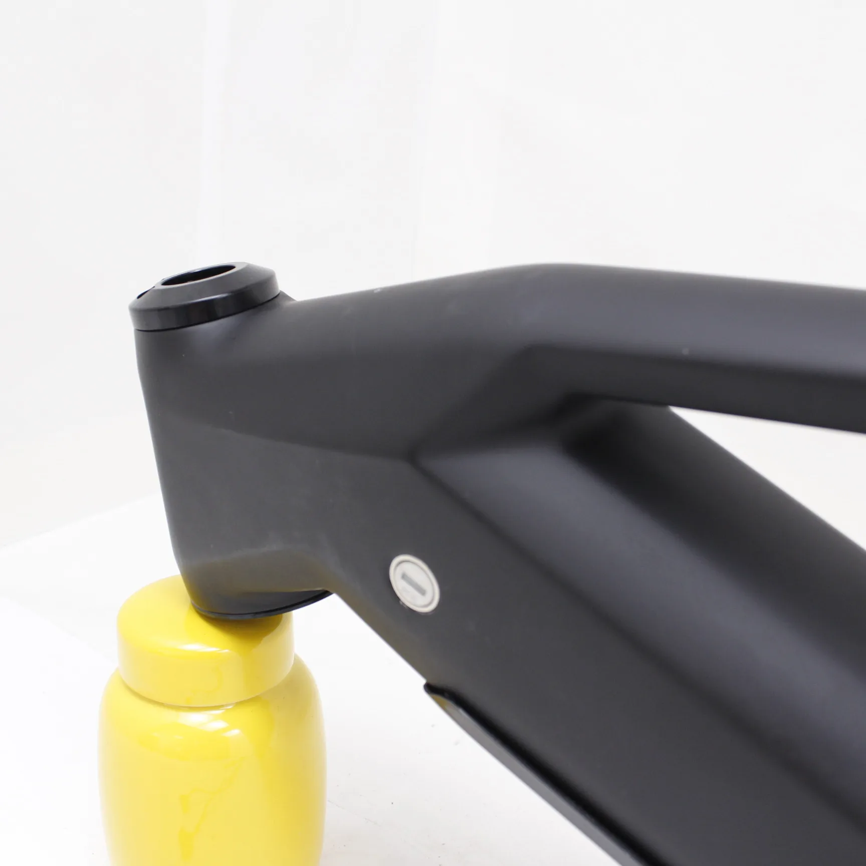 Горный велосипед из углеродного волокна