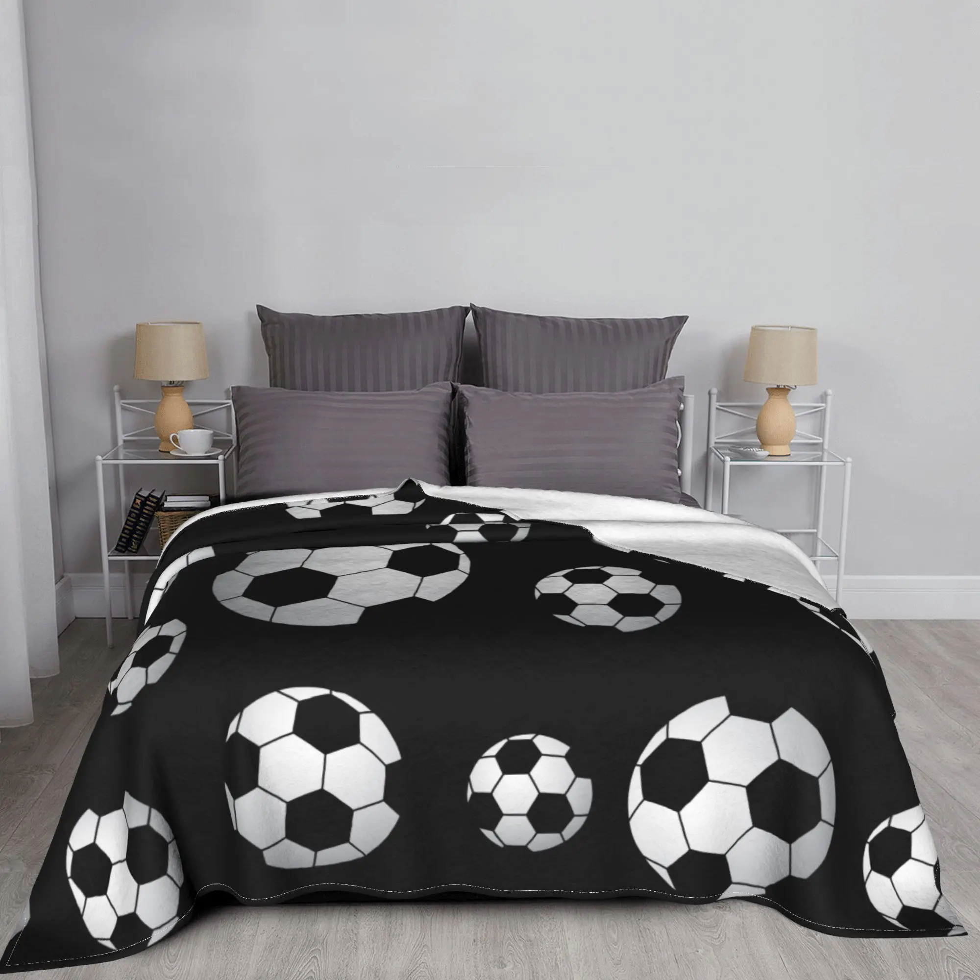 Футбольное вязаное одеяло Футбольные мячи Спортивное фланелевое Летнее