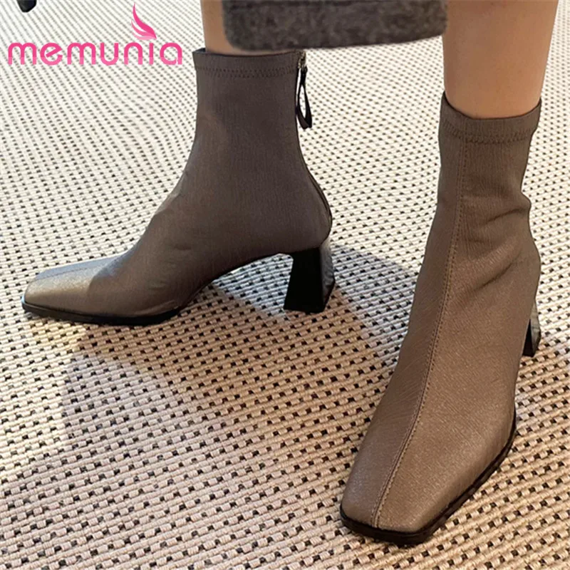 

MEMUNIA 2023 новые синтетические ботильоны с квадратным носком, лидер продаж, женские зимние ботинки, женские ботинки на среднем квадратном каблуке