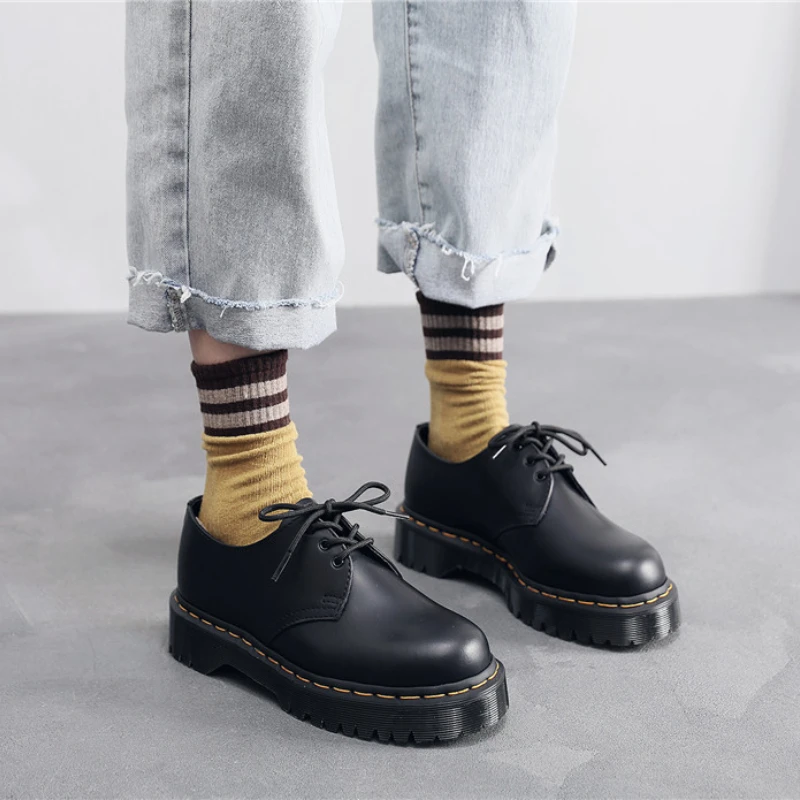 

2022 женские высококачественные туфли из натуральной воловьей кожи на толстой подошве, модные туфли Martin, повседневные студенческие женские к...