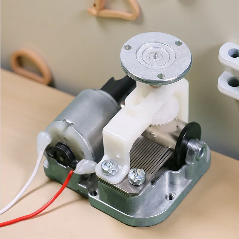 

Механизм Yunsheng музыкальная шкатулка 18 тонов