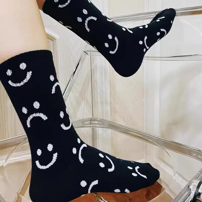 

Носки женские/мужские хлопковые с мультяшным принтом улыбающегося лица