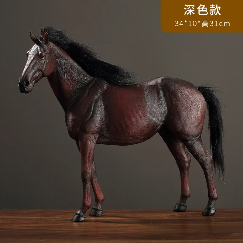 

Статуэтка лошади из смолы