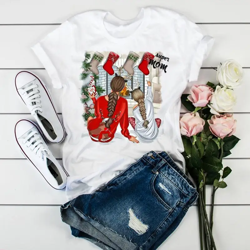 

Женская Новогодняя одежда, милая трендовая стильная одежда, праздничная женская футболка с графическим принтом на Рождество, для отпуска, к...