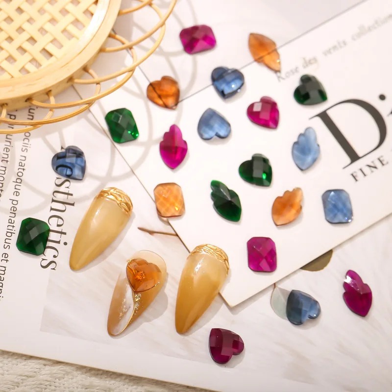 

50pcs/lot Nail Art Transparent Ice Cubes Leaves Rectangular Octagon Flat Bottom Nail Art Decoration For Nail Tip Beauty