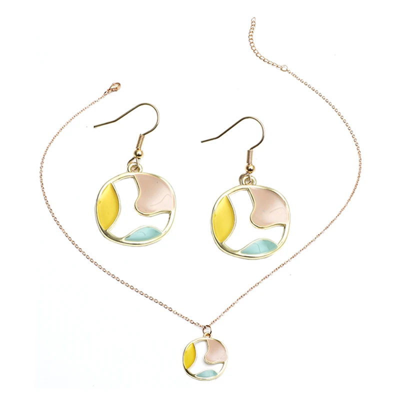 

Женский комплект из колье и серёг, из двух предметов