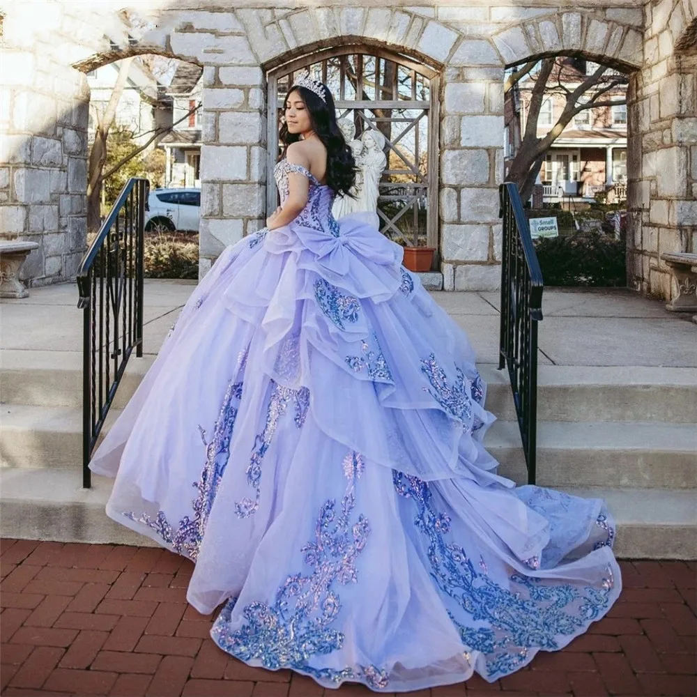 

2022 Elegant Quinceanera Dress Off The Shoulder Appliques Sequins Bow Princess Sweet 16 Ball Gown Vestidos De 15 Años