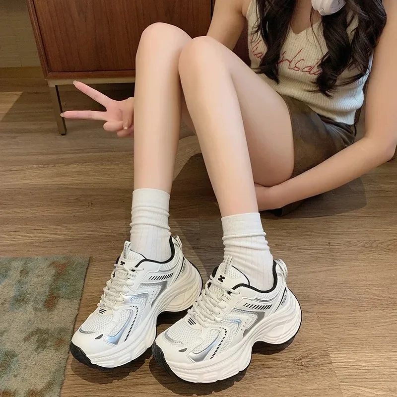 Женские кроссовки с круглым носком универсальные уличные дышащие на шнуровке