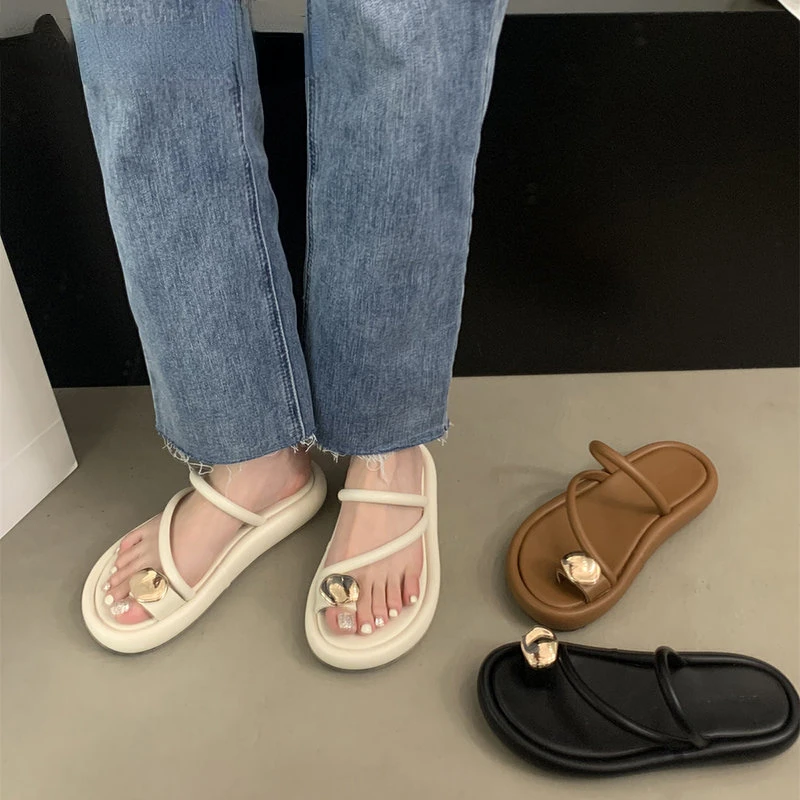 

Summer Flip Flop Shoes Outdoor Beach Women Slides Fashion Soft Sole Flats Slipper Ladies Casual Sandalias