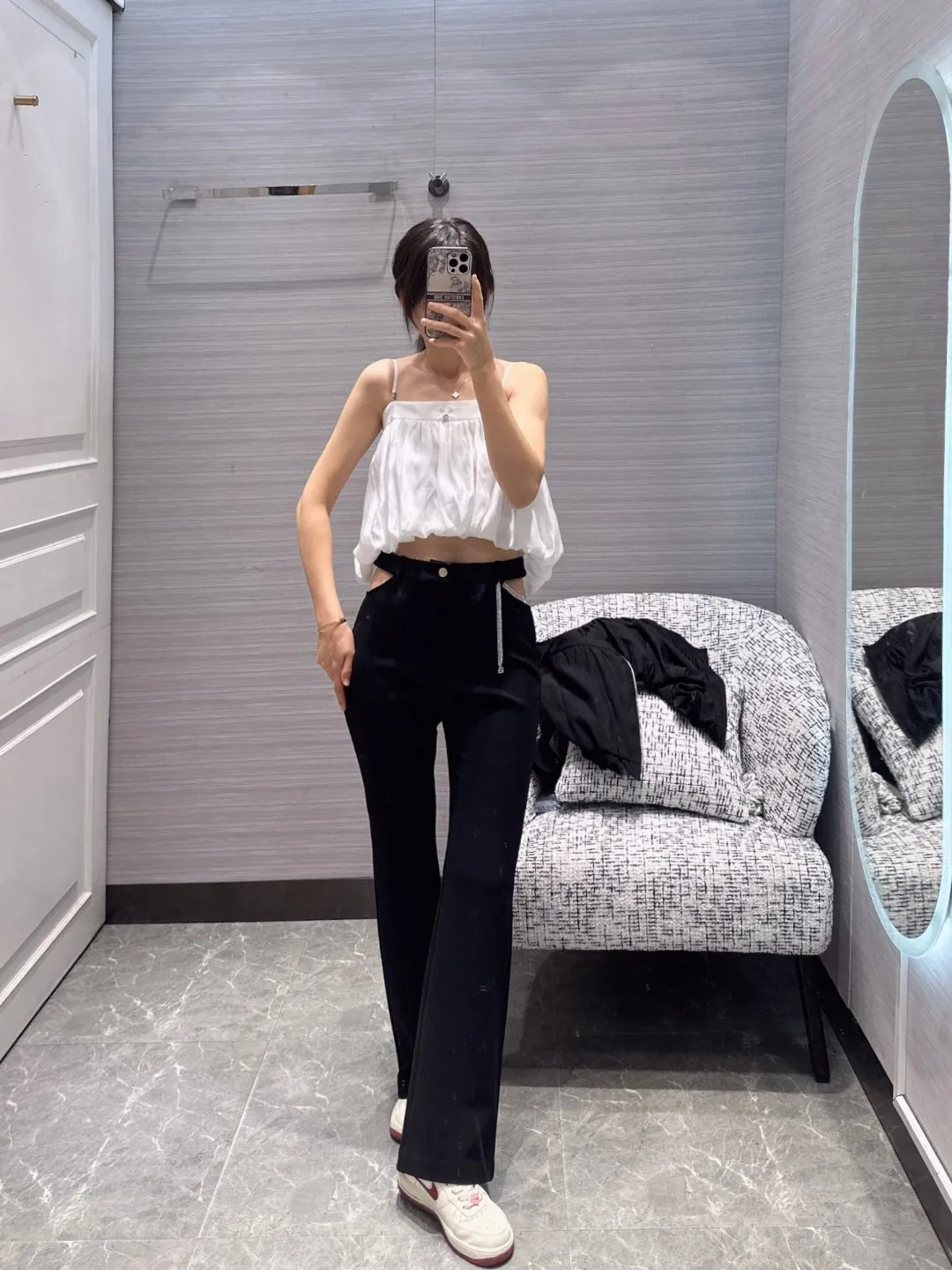New Women's Clothing For Spring And Summer 2023Hollow-out Midriff Rhinestone Chain Suit Pants 0413
