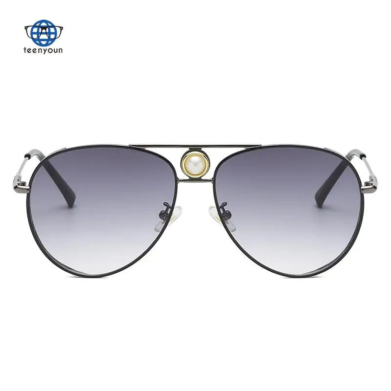 

Teenyoun Eyewear Punk Big Frame Pilot Glasses Luxury Brand Trend Diamond Rimmed Sunglasses Women's Fashion St