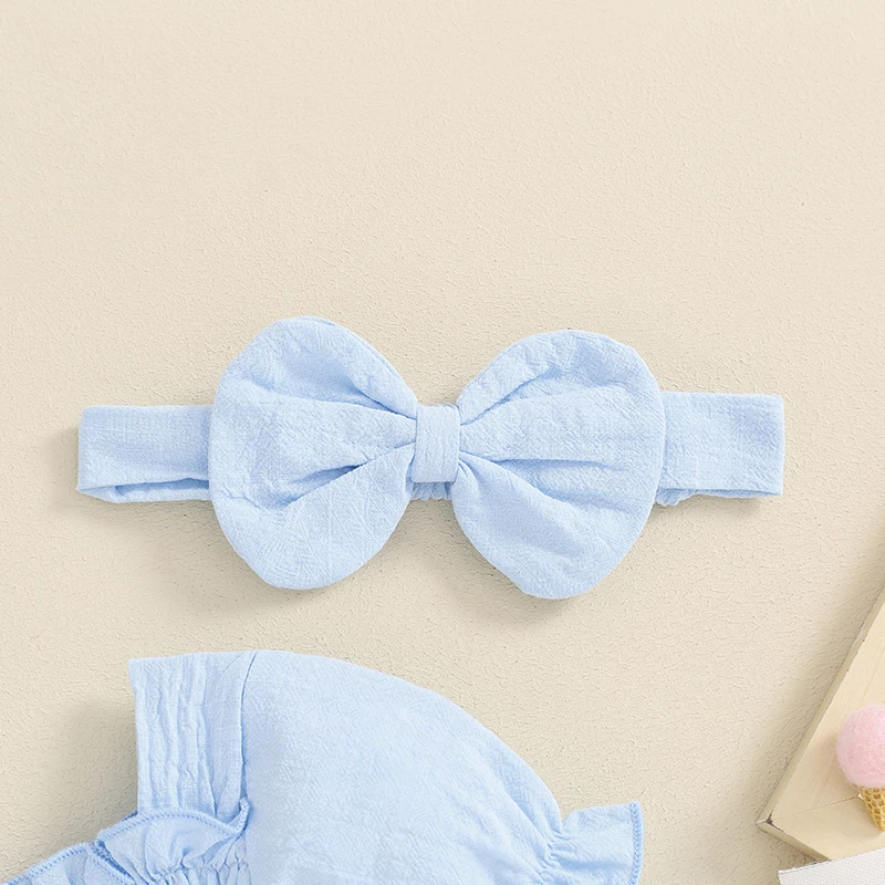 Летний однотонный комбинезон с рукавами-фонариками и оборками