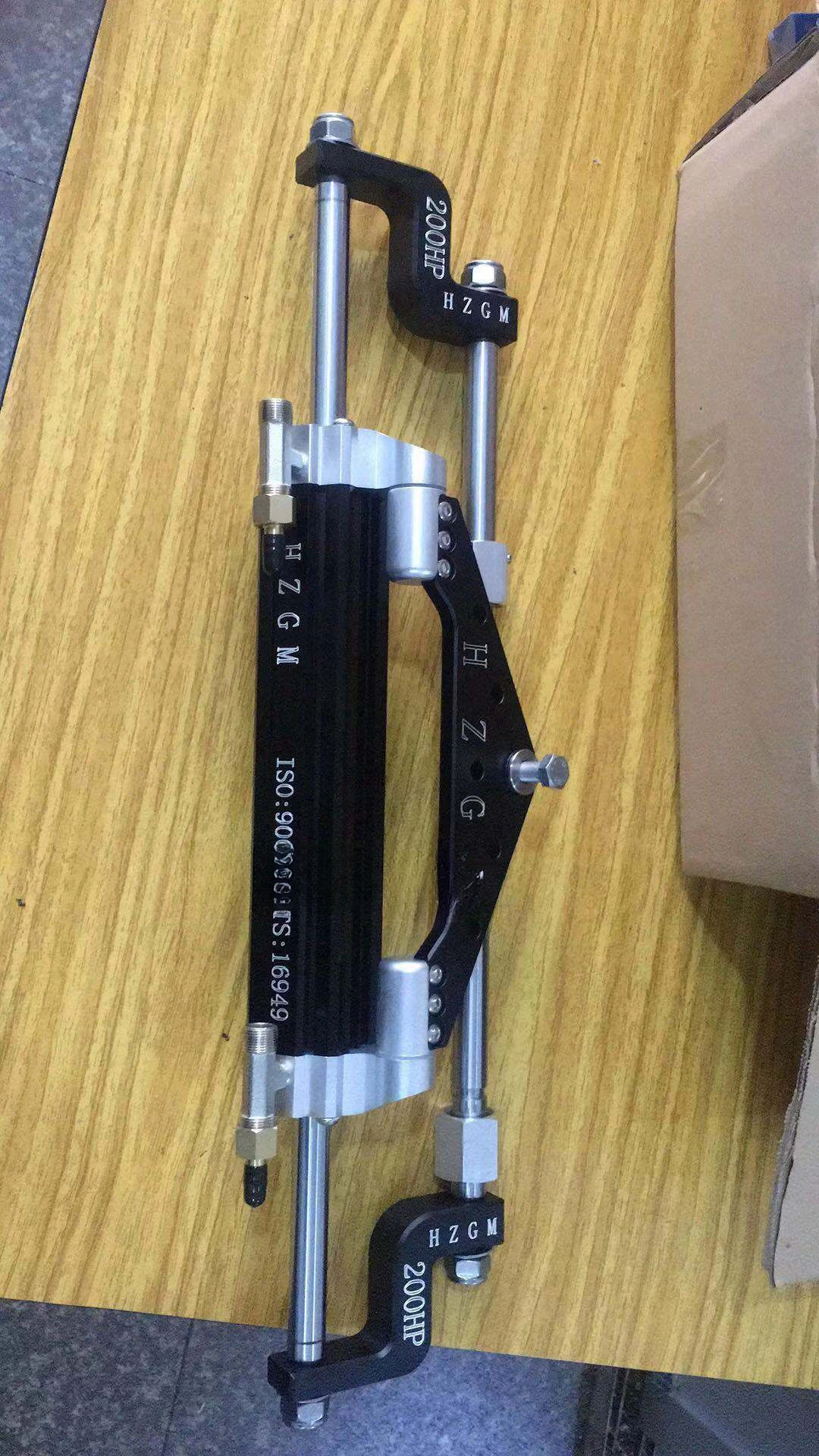 

Honda outboard direction hydraulic control boat changed to front operating hydraulic steering gear universal cylinder