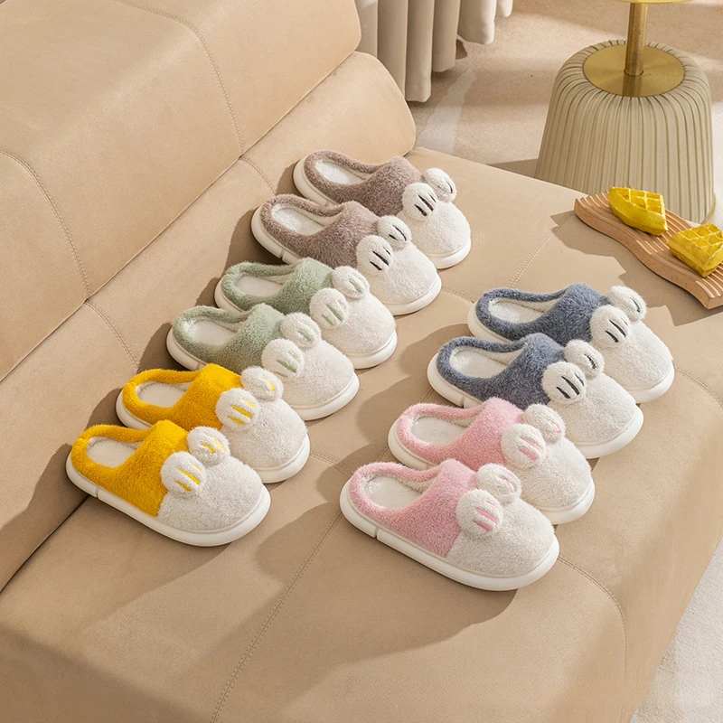 Женские тапочки с кошачьими лапами