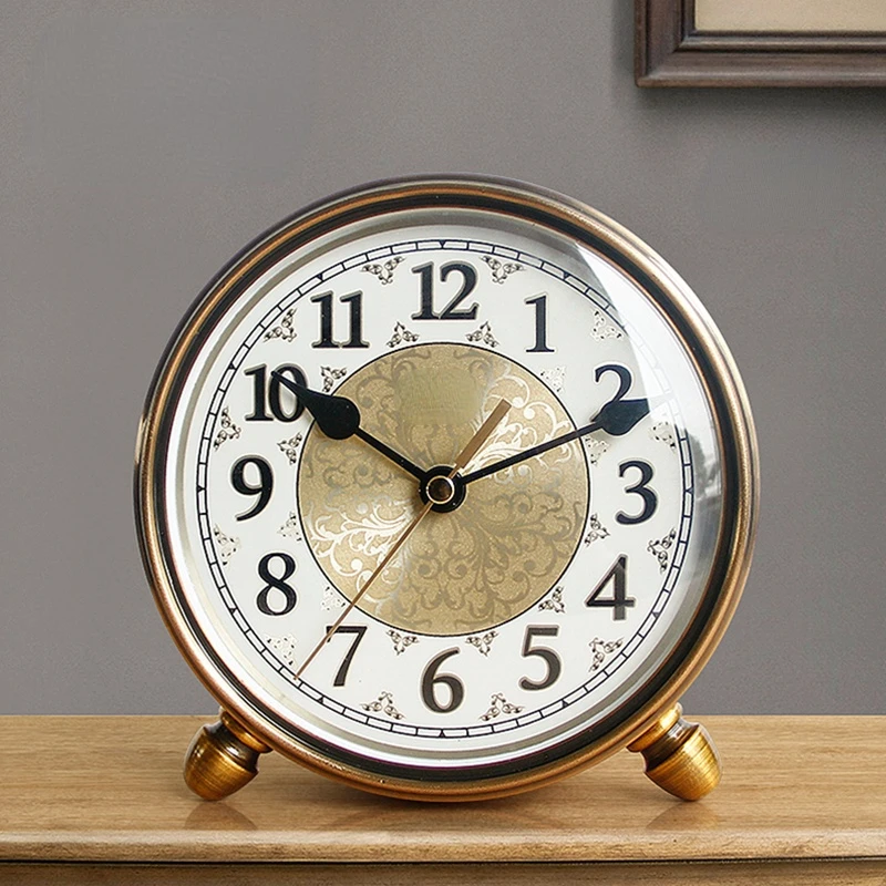 

Metal Retro Desk Clock Golden Round Light Luxury Creative Crafts Desk Bedroom Home Decoration Ornaments Mute Small Desk Clock