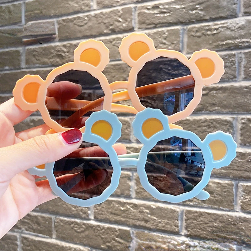 

Children's Sunglasses Cute Cartoon Bear Sunglasses for Boys and Girls Baby Sunshades Sunglasses Anti Rays Sunglasses
