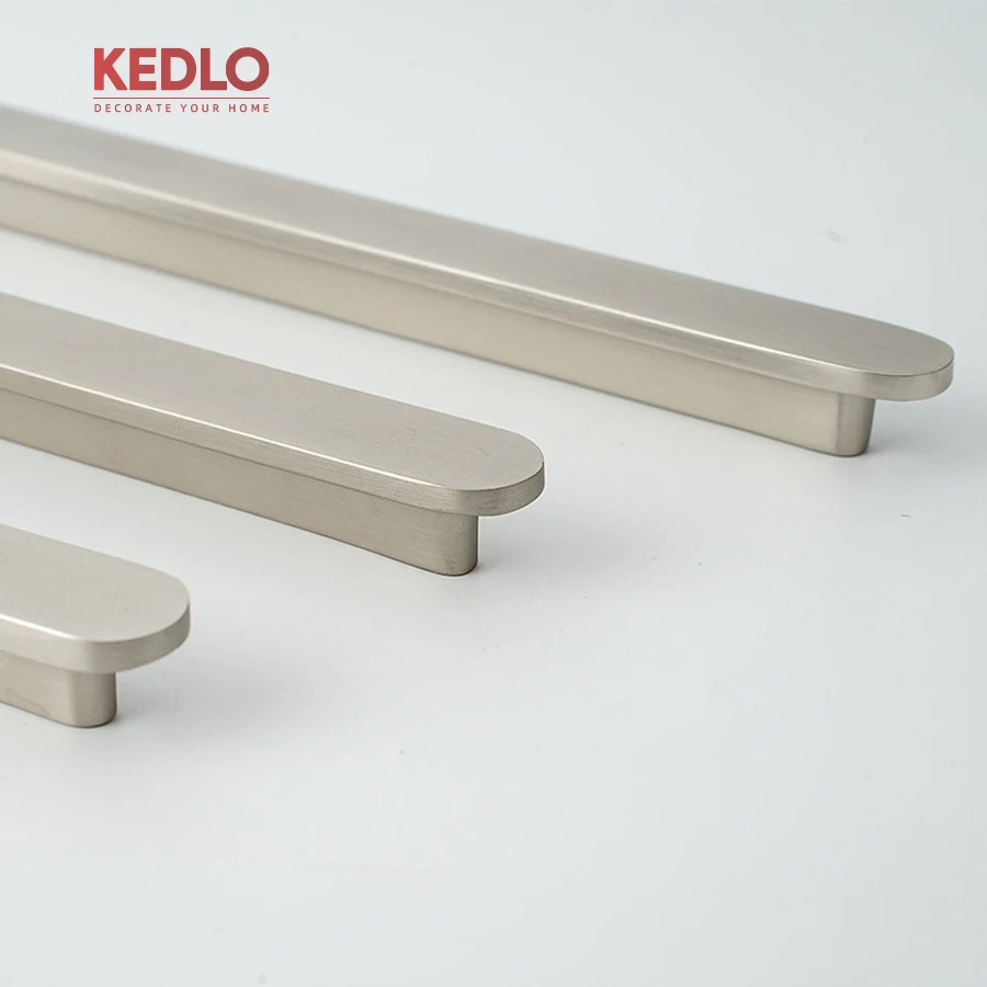 Фото Ручка для кухонного шкафа KEDLO из цельной латуни, простая, с матовым никелевым покрытием, плоская, серебристая, матовая. №3