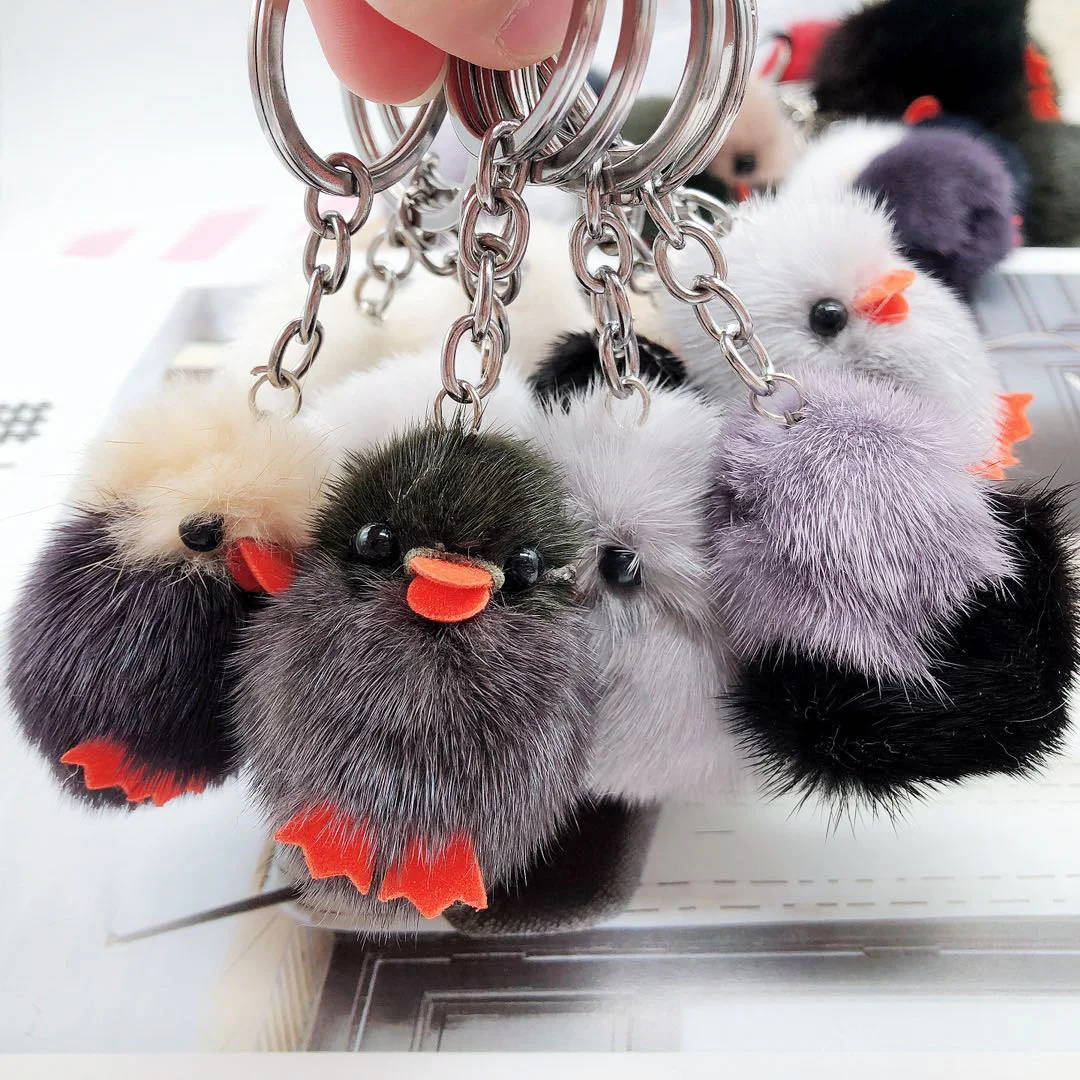 

Creative boutique mixed color mink feather duckling key chain real feather duckling feather pendant small gift