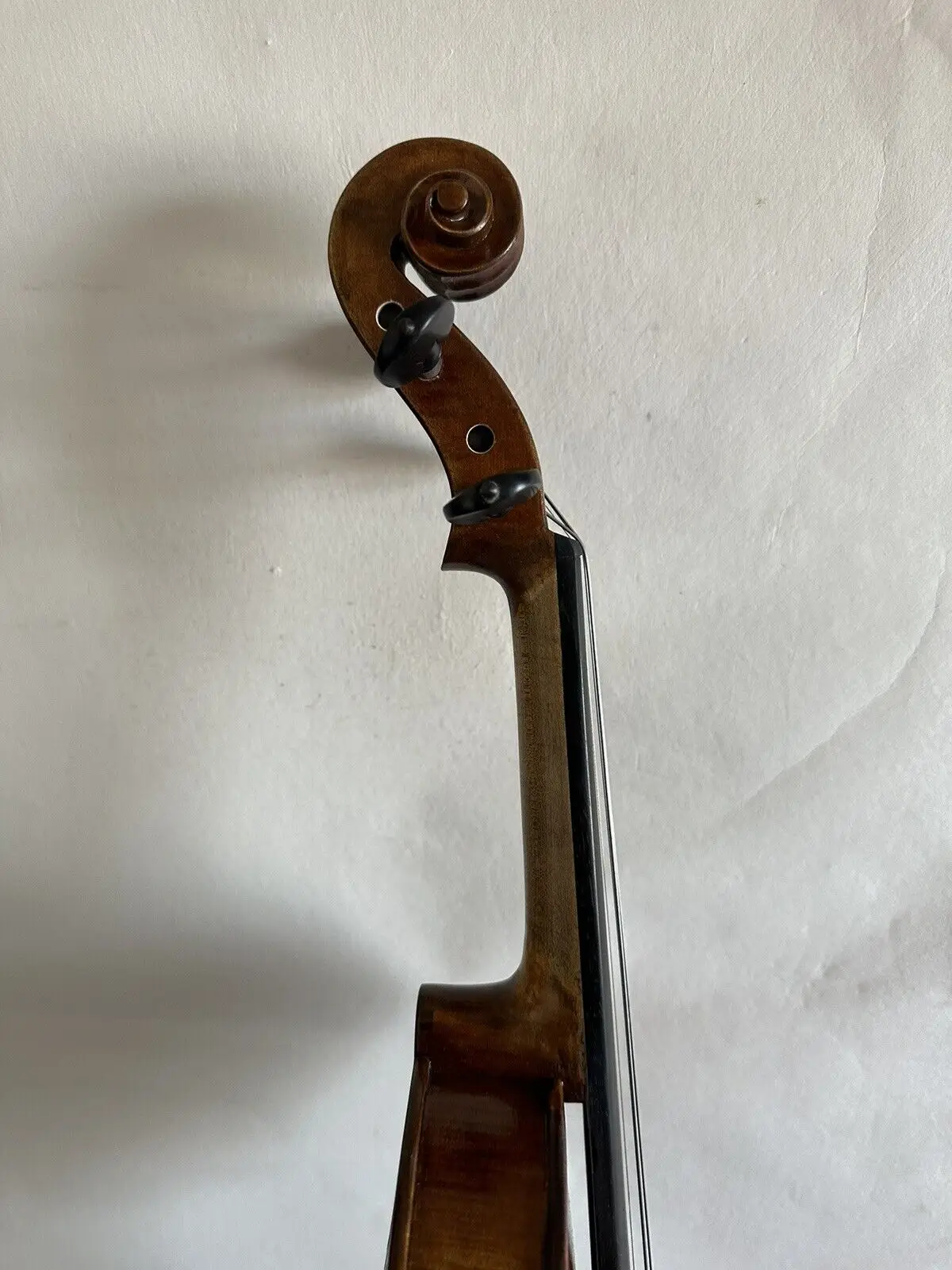 Фото Скрипка 4/4 Stradi Model 1716, задняя панель из волнистого клёна, верхняя панель из ели, ручная резьба K3200 №5