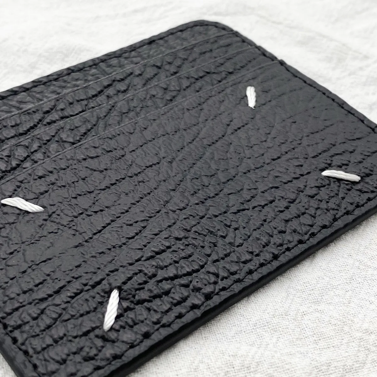 Genuine Leather Four Corner Sewing Mark Men's ID Card Holder Simple Black Fashion Card Case Bag Texture  Bank Credit