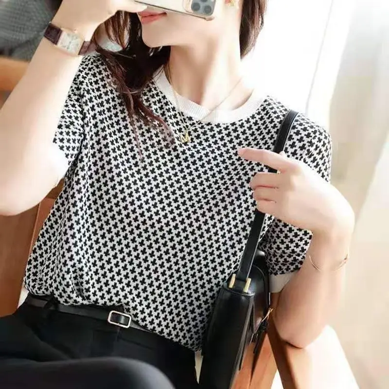 

Women Sweet Refreshing Plaid Clothing Temperament All-match Jacquard Tops Tee Ladies Summer Loose Short Sleeve Thin T-Shirt