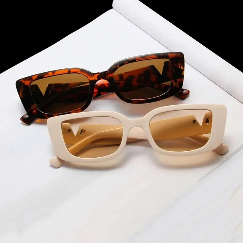 Солнцезащитные очки кошачий глаз