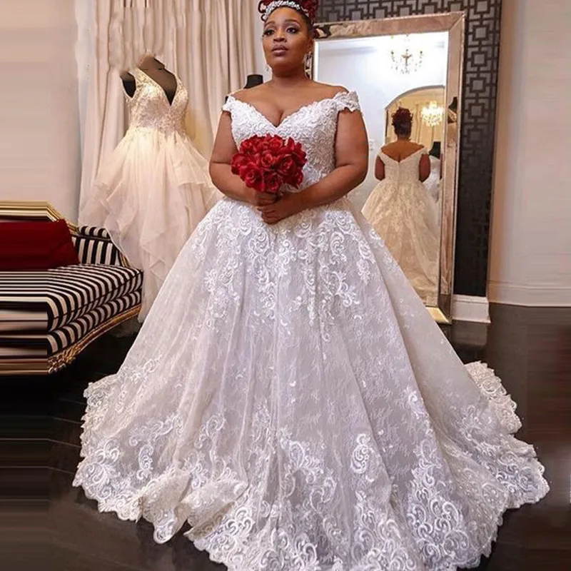 

African Plus Size Ball Gown Wedding Dresses Lace Applique Off The Shoulder V Neck Bridal Gowns Sleeveless Vestido De Noiva 2023