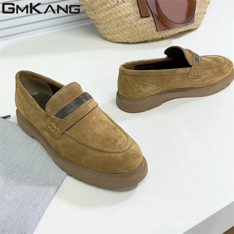 2023 New Flat Shoes Women Cow Suede British Style Shoes Chain Decorate Loafers Woman Casual Comfort Walk Shoes Woman