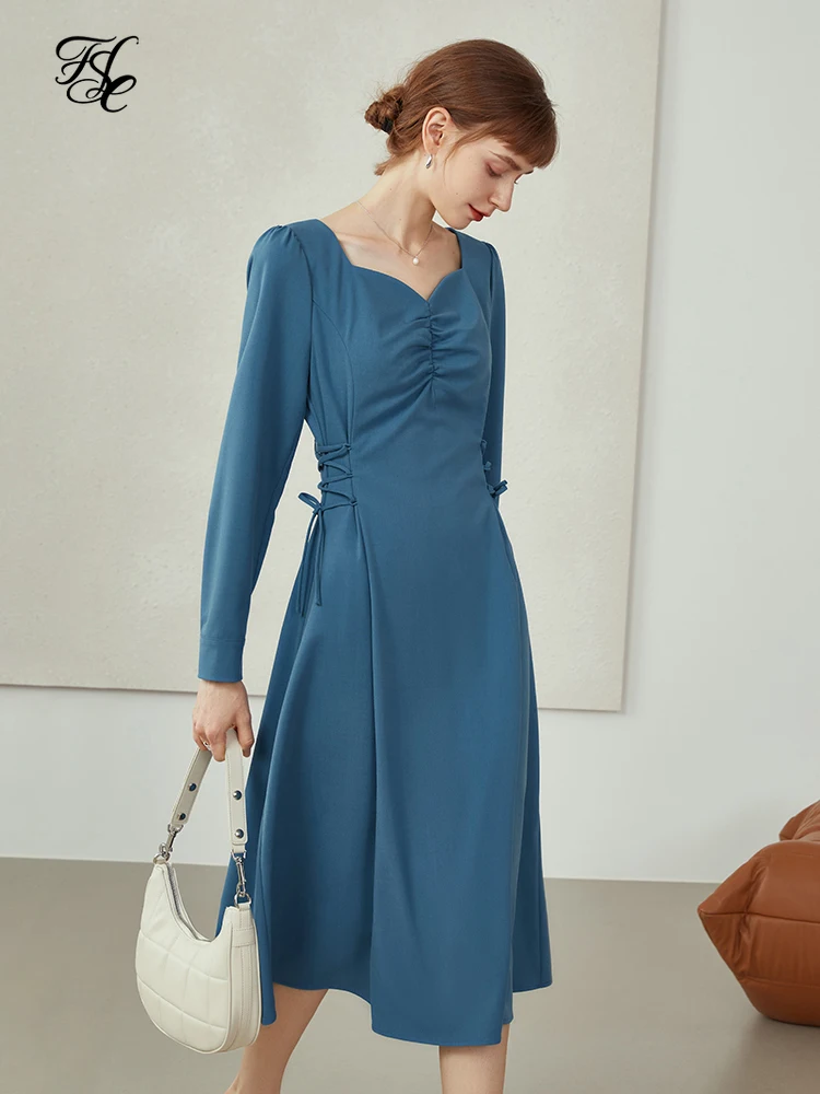 

Платье женское однотонное с квадратным вырезом и длинным рукавом