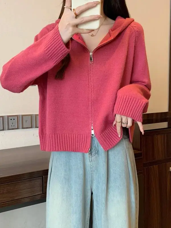 Розово-красный свитер с капюшоном верхняя одежда женский осенне-зимний больших