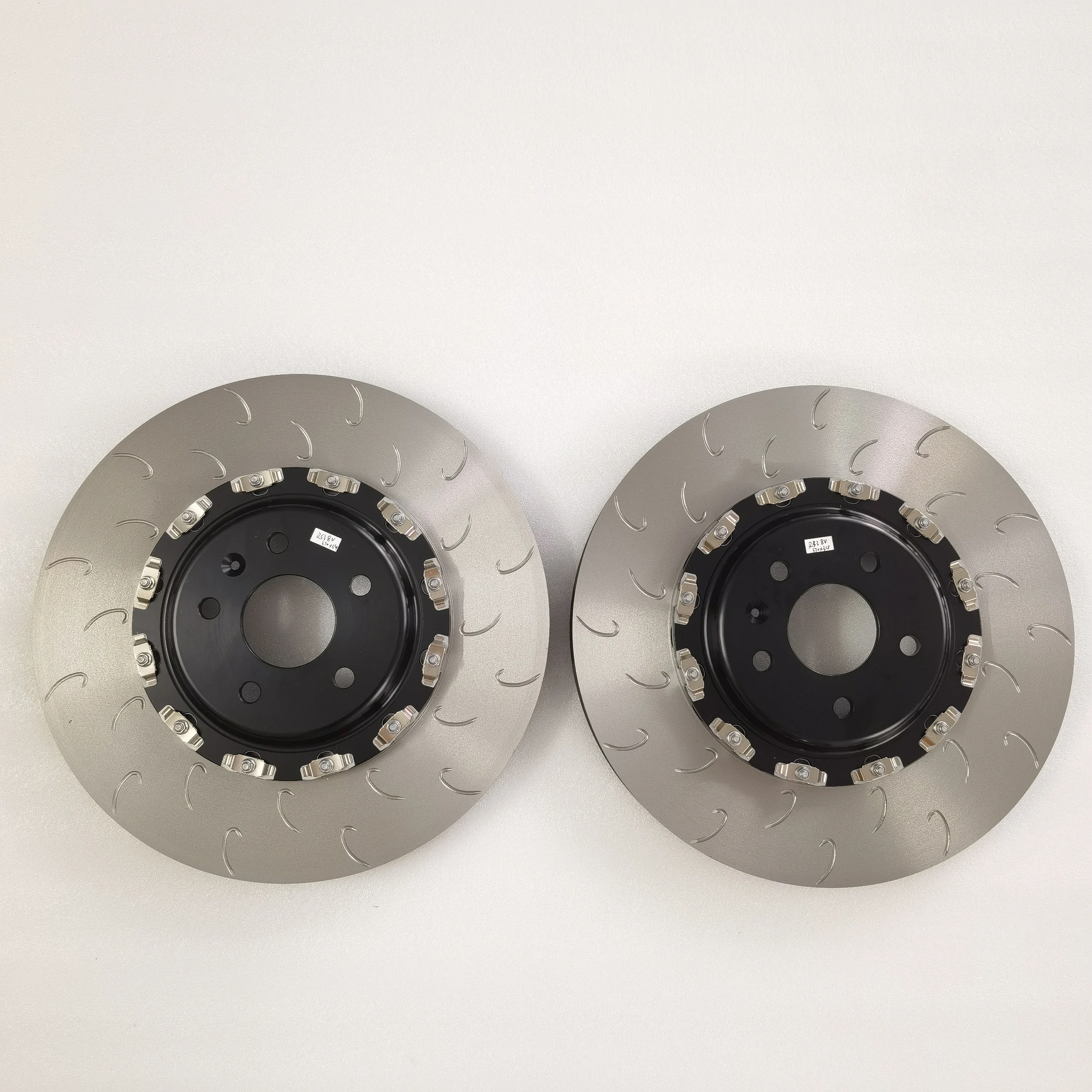 

Jekit Cast iron Brake Disc 370*34mm J hook Floating Rotor For Audi RS3 8V Front