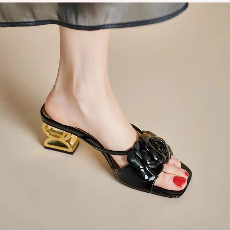 Женская обувь новинка 2024 летние модные цветы черное бежевое золотое платье