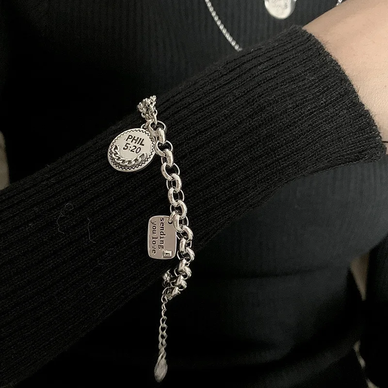 Фото Браслеты из стерлингового серебра 925 пробы для женщин и мужчин, аксессуары, трендовые винтажные круглые кисточки с буквами, простой кулон, вечерние ювелирные изделия, подарок №3