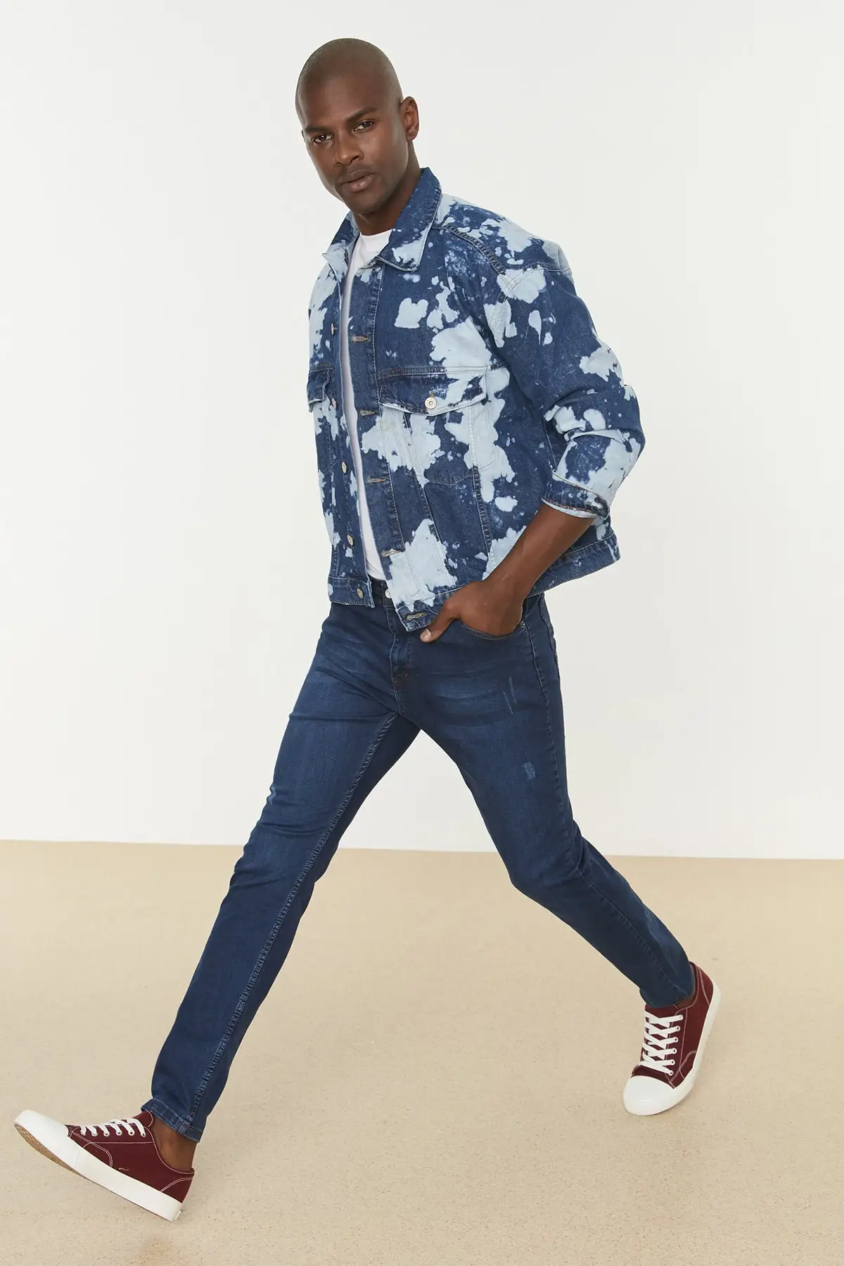 

Blue men's Boxy Fit Denim Jacket TMNAW22CE0016