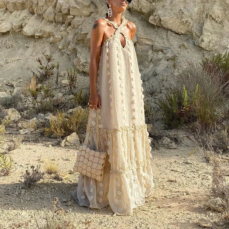 

Женское длинное платье с лямкой на шее, элегантный ажурный пляжный сарафан без рукавов с оборками, лето 2022