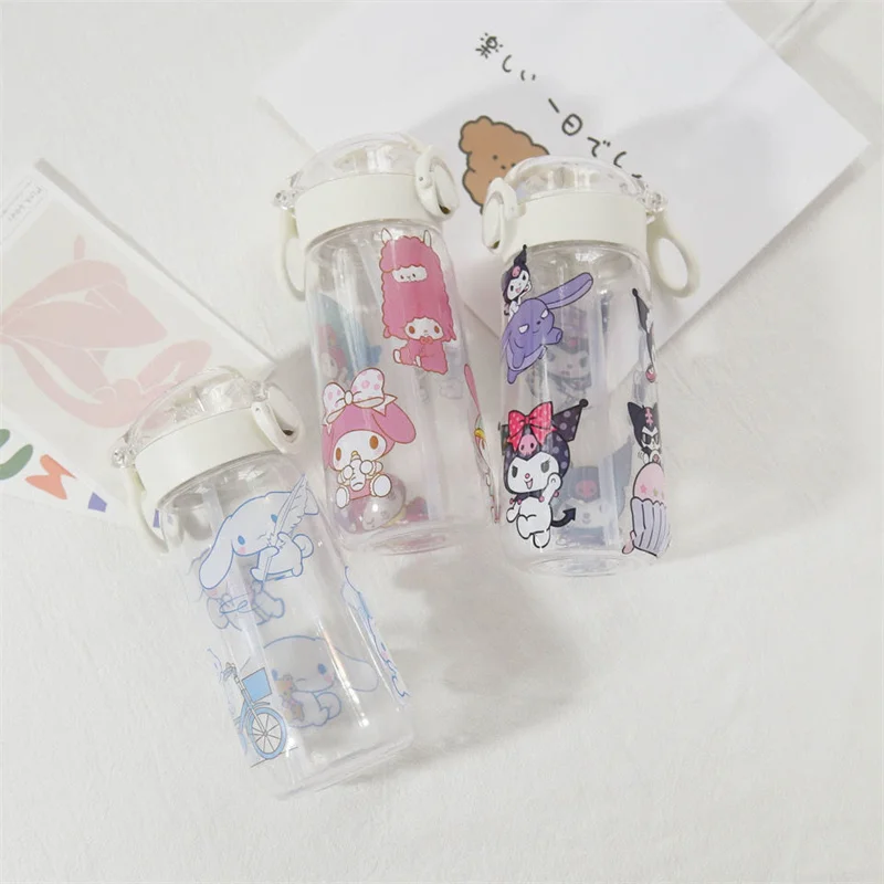 

Милая мультяшная чашка для воды Sanrioed Mymelody Kuromi Cinnamoroll, портативная прозрачная чашка, милая соломенная чашка, Студенческая чашка «сделай сам»,...