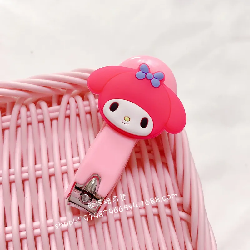 Sanrio Hellokitty Mymelody Kuromi Cinnamoroll Maru Милая портативная машинка для стрижки ногтей