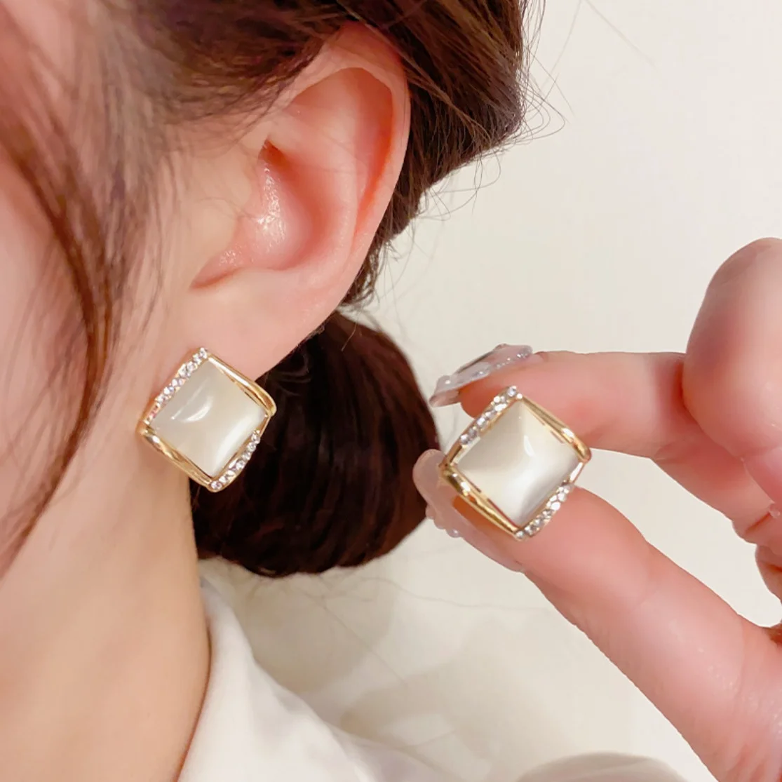 Korea Women Earrings Simple Square Opal Micro-inlaid Zircon Geometric High-grade Elegant Jewelry Daily Wear Women's Accessories