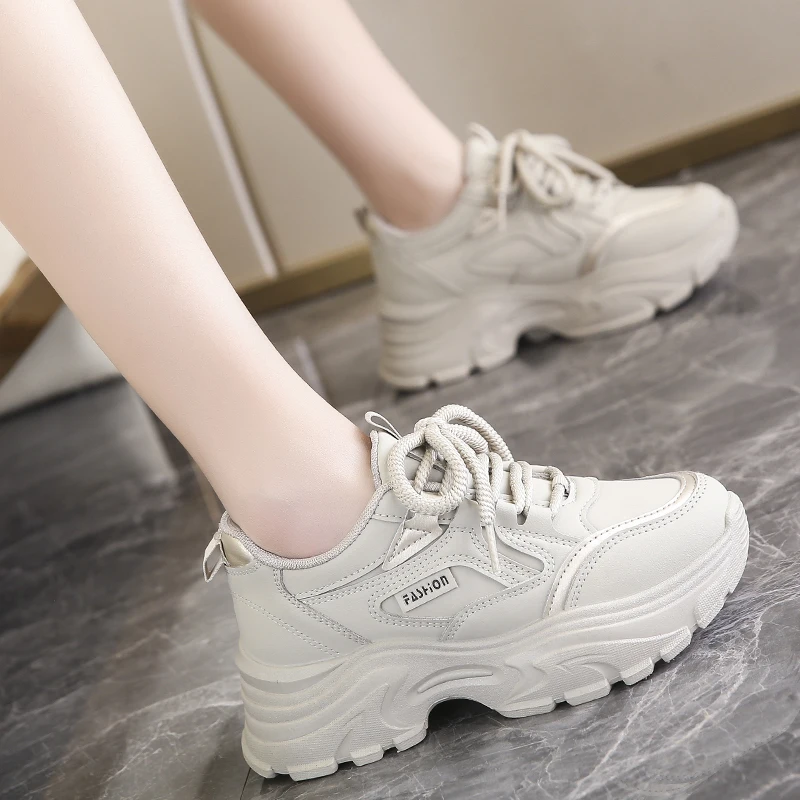 

Sports Shoes Fashion Casual Women Flat Autumn New Leather Deslgners Lady Girl Fashion Mesh Cloth Pu