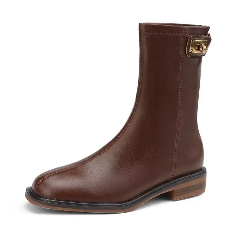 Ботинки женские на молнии с металлическим украшением в ассортименте